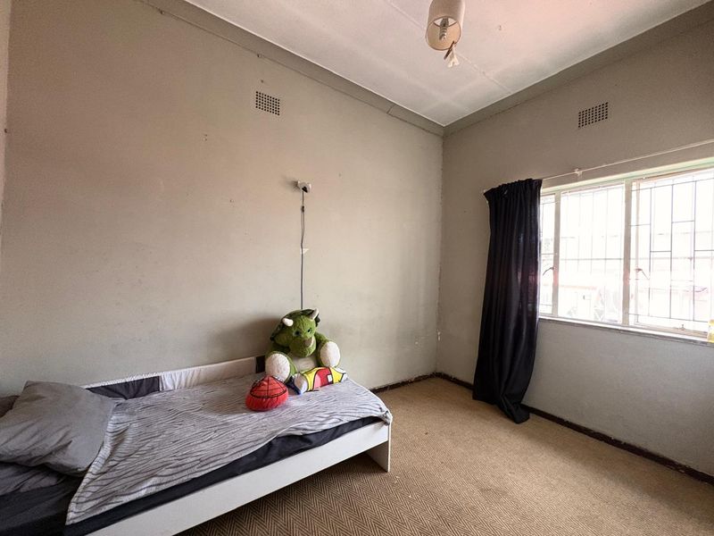 Investment Opportunity – 3 Bedroom Home with Two Income-Generating Flatlets - Photo 6