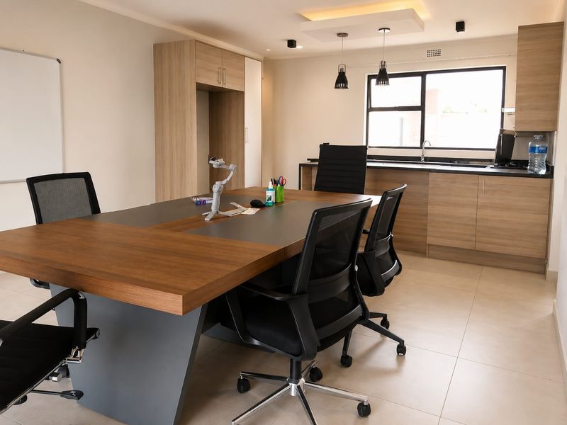 Modern 2-Bedroom Gem in a Secure Complex! - Photo 4