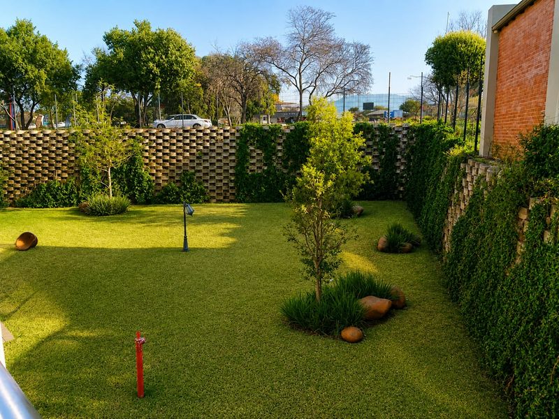 Modern 2-Bedroom Gem in a Secure Complex! - Photo 2