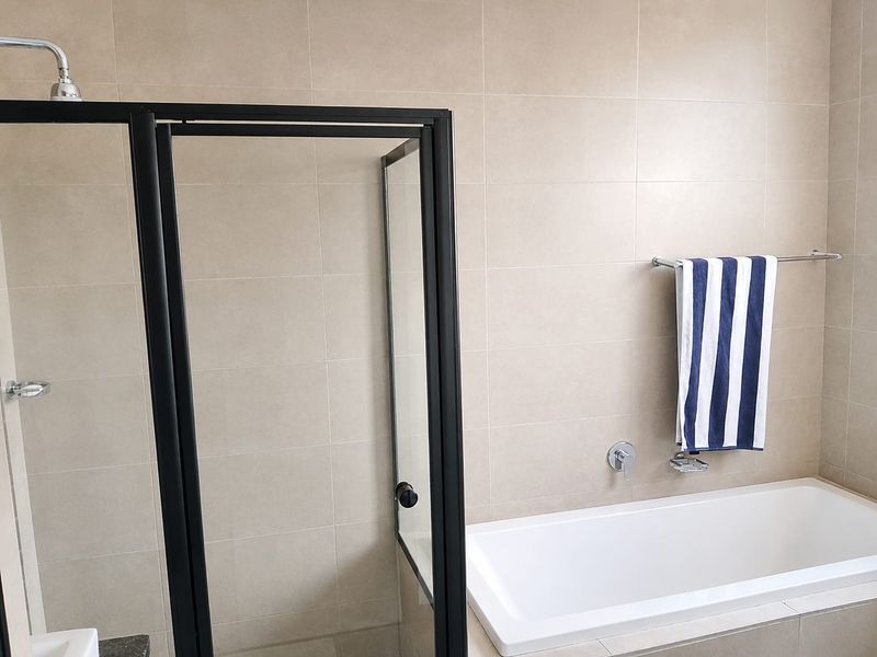 Modern 2-Bedroom Gem in a Secure Complex! - Photo 7