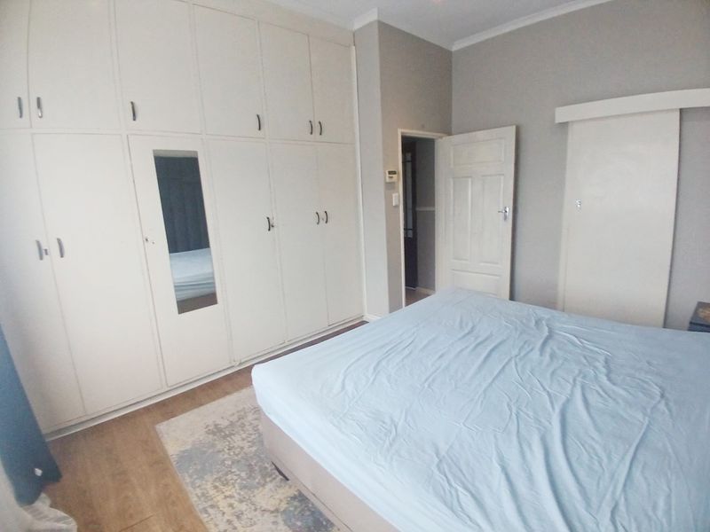 ROWALLAN PARK 3 BED 2 BATH FURNISHED HOUSE WITH SINGLE GARAGE FOR RENT - Photo 8