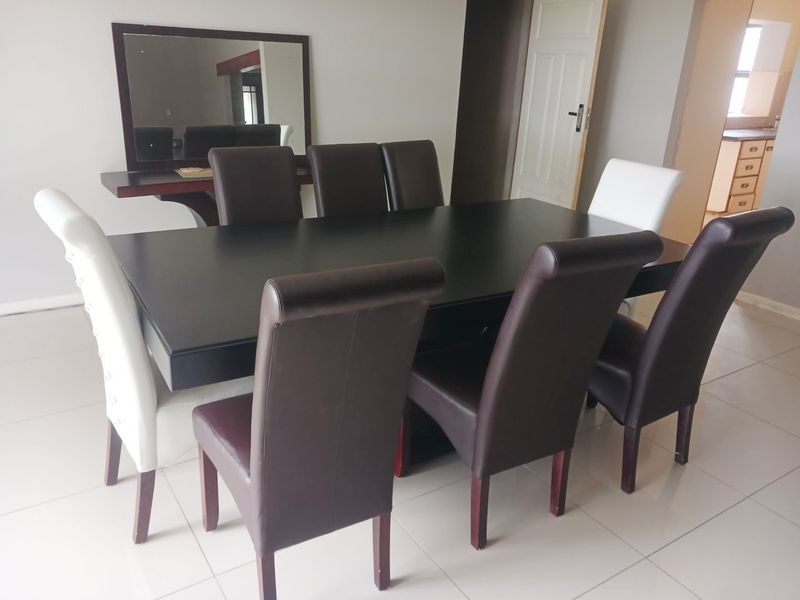 ROWALLAN PARK 3 BED 2 BATH FURNISHED HOUSE WITH SINGLE GARAGE FOR RENT - Photo 4