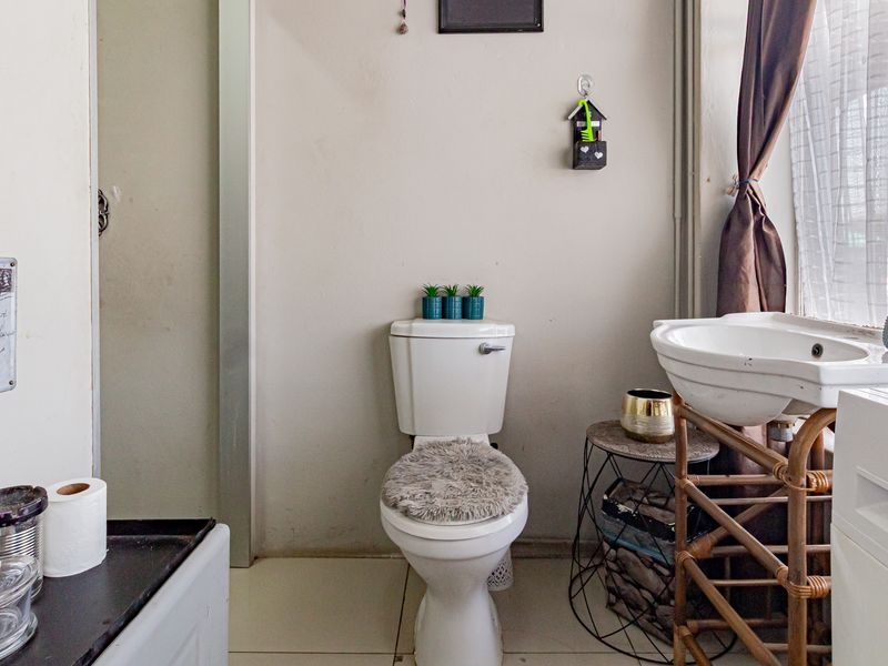 Affordable 1 Bedroom Apartment in Alberton - Photo 8