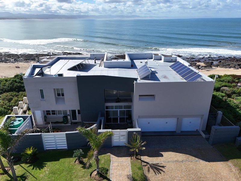 EXTREME  PRIME LOCATED   MODERN  7 BEDROOM HOME OVER LOOKING POINT AND SUPERTUBES BEACHES - Photo 2