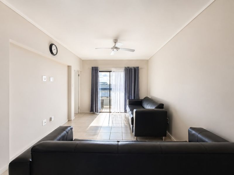 Stylish Furnished Top-Floor Apartment for Sale in Bliss Ballito - Photo 8