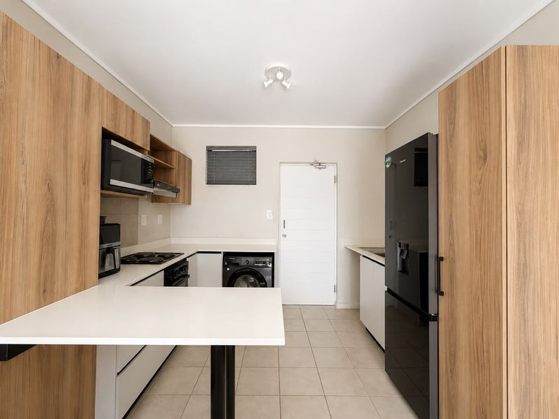 Stylish Furnished Top-Floor Apartment for Sale in Bliss Ballito - Photo 7