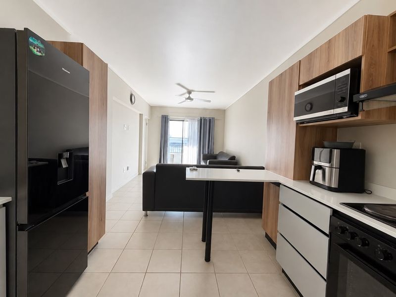 Stylish Furnished Top-Floor Apartment for Sale in Bliss Ballito - Photo 5