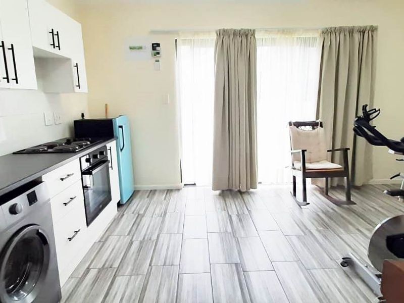 MOUNT PLEASANT 1 BED 1 BATH TOWNHOUSE FOR RENT - Photo 2