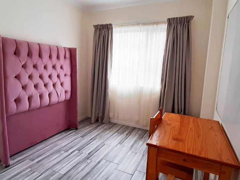 MOUNT PLEASANT 1 BED 1 BATH TOWNHOUSE FOR RENT - Photo 4