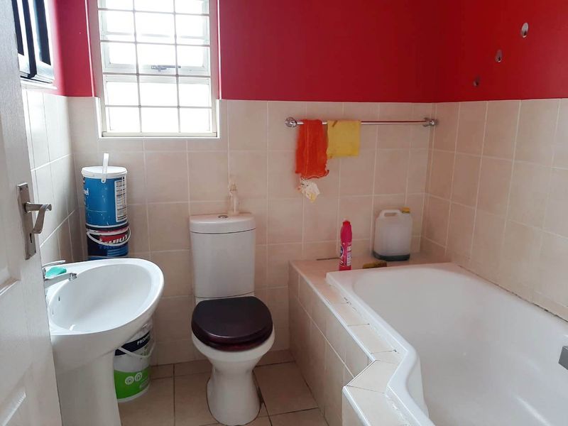WALMER HEIGHTS 2 BED 1 BATH TOWNHOUSE FOR RENT - Photo 7