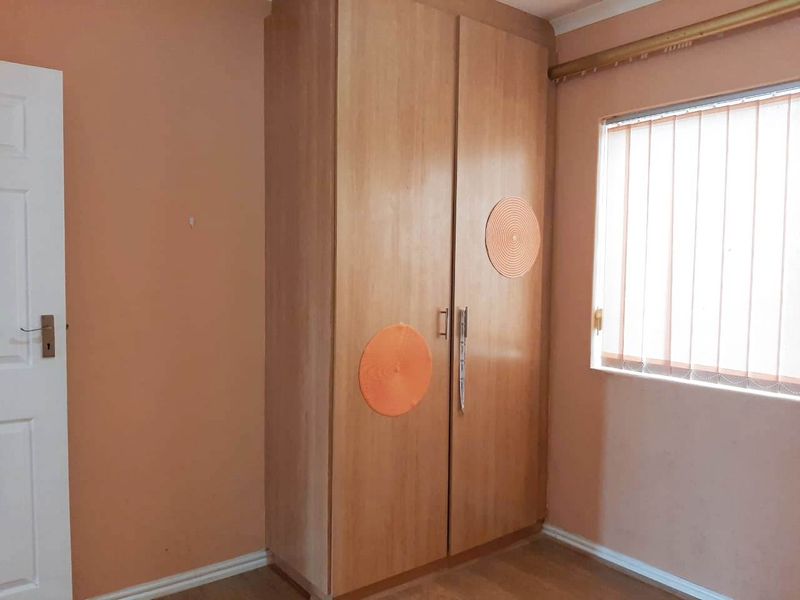 WALMER HEIGHTS 2 BED 1 BATH TOWNHOUSE FOR RENT - Photo 9