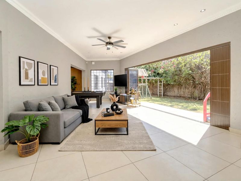 A Home Designed for Effortless Family Living, Entertaining and Everyday Comfort - Photo 6