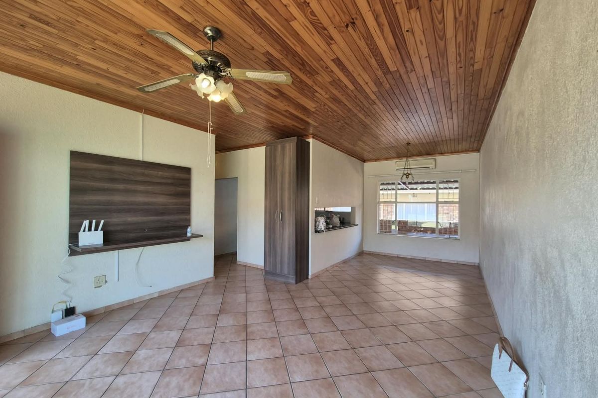 Sectional Title For Sale In Brits - Photo 4