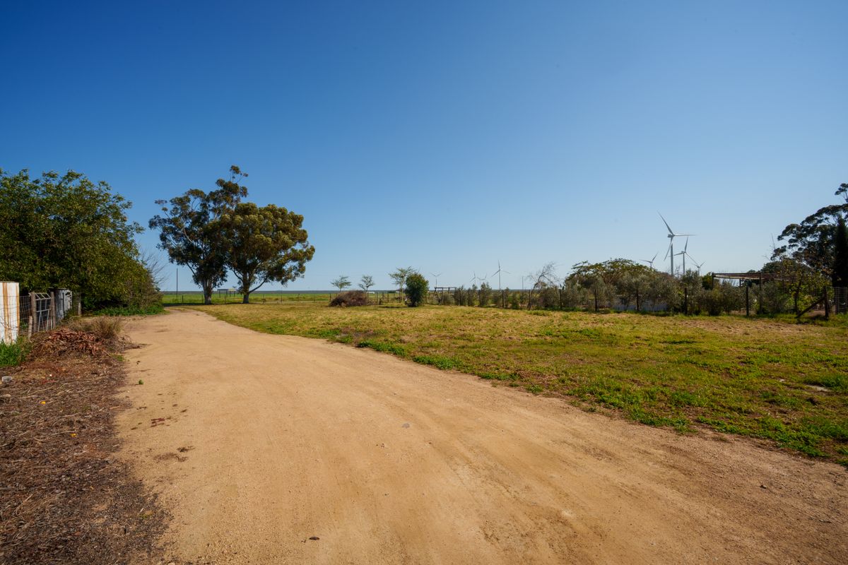 VACANT LAND WITH 1 RESIDENTIAL APPROVAL - Photo 2