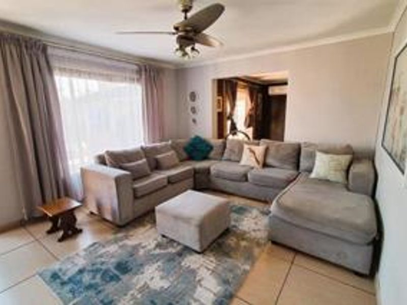 Family-Friendly Living with Space to Enjoy!! - Photo 5