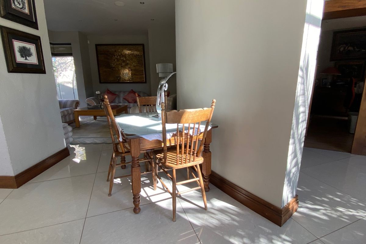 Fully Furnished Room to Rent in Popular Secure Eco Estate - Photo 4