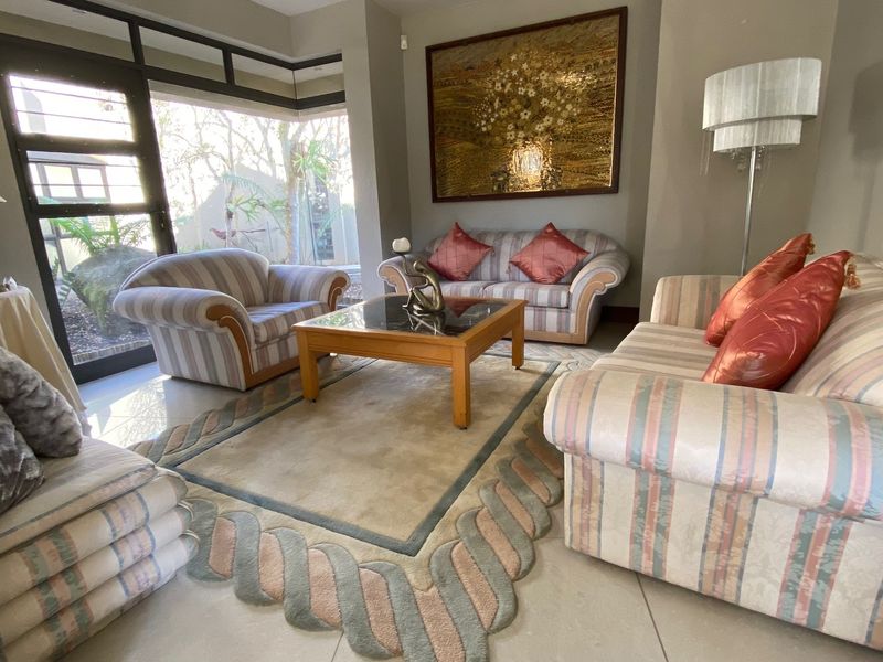 Fully Furnished Room to Rent in Popular Secure Eco Estate - Photo 3