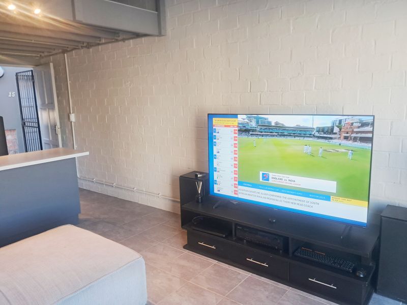 NEWTON PARK LOFT APARTMENT FOR RENT - Photo 3