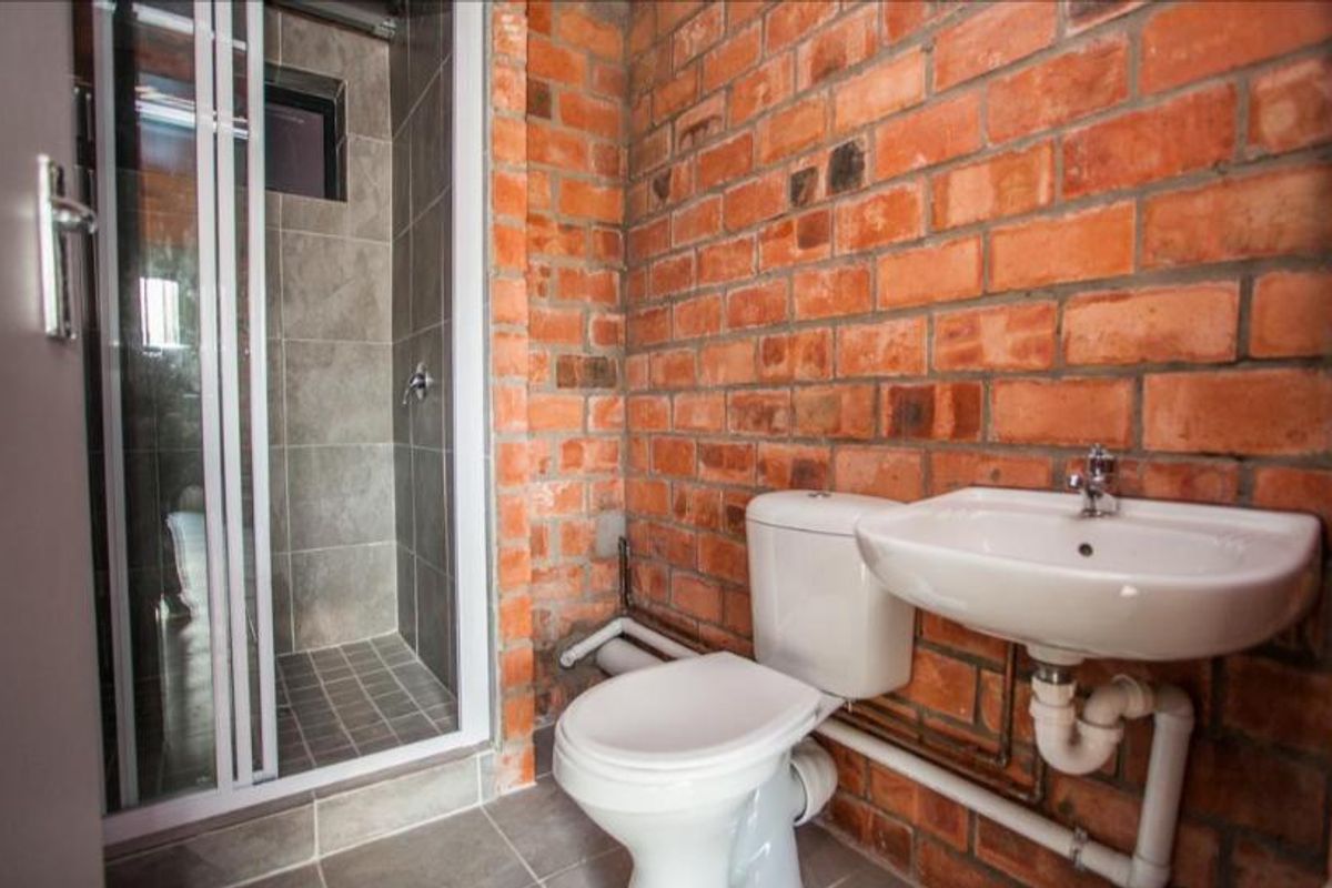 NEWTON PARK LOFT APARTMENT FOR RENT - Photo 4