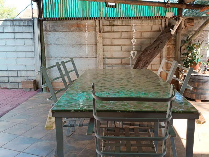 Stunning 4 Bedroom Home with Pool and Income-Generating Flat in Mooinooi - Photo 3