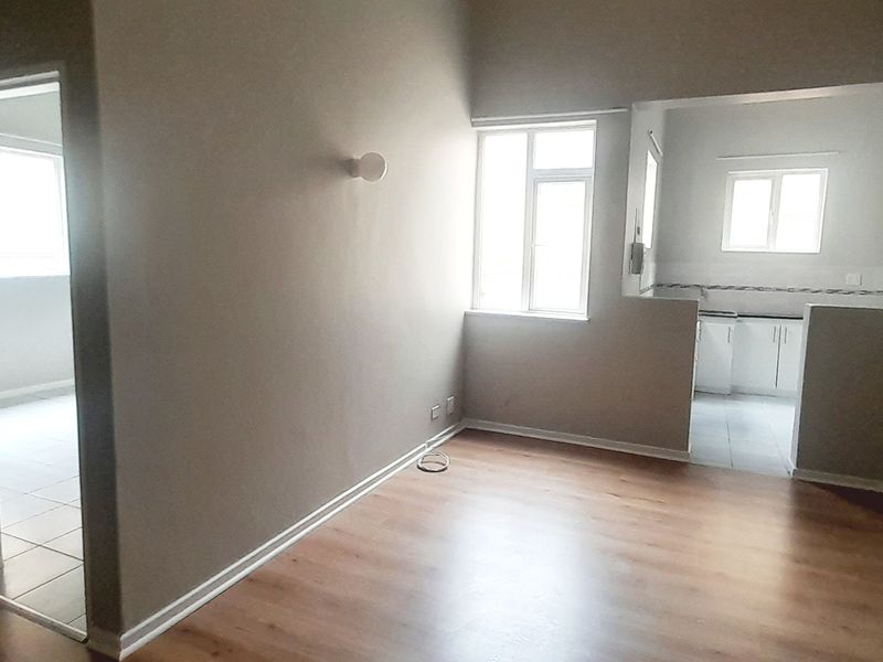 CENTRAL 1 BED 1 BATH APARTMENT FOR RENT - Photo 3
