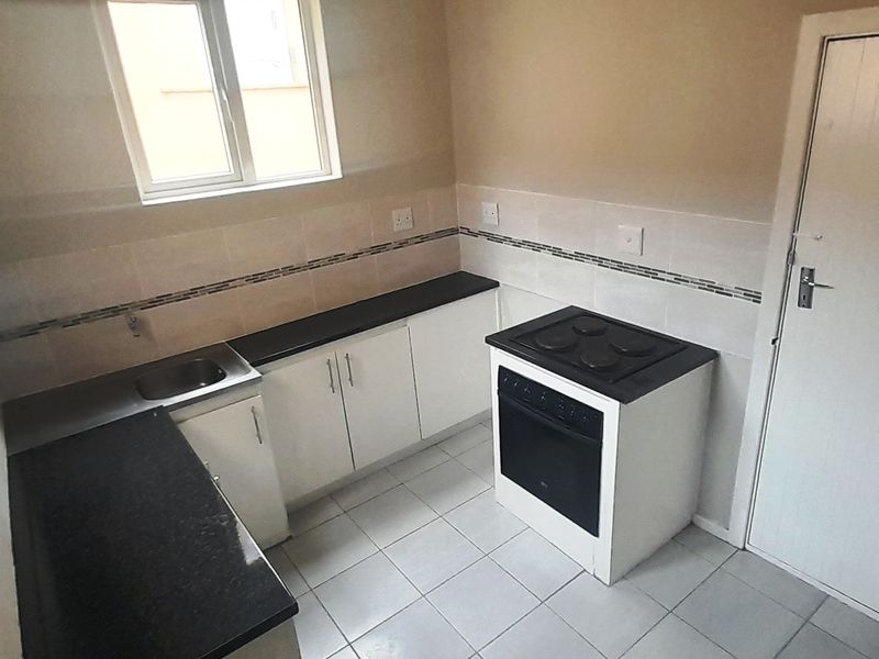 CENTRAL 1 BED 1 BATH APARTMENT FOR RENT - Photo 5