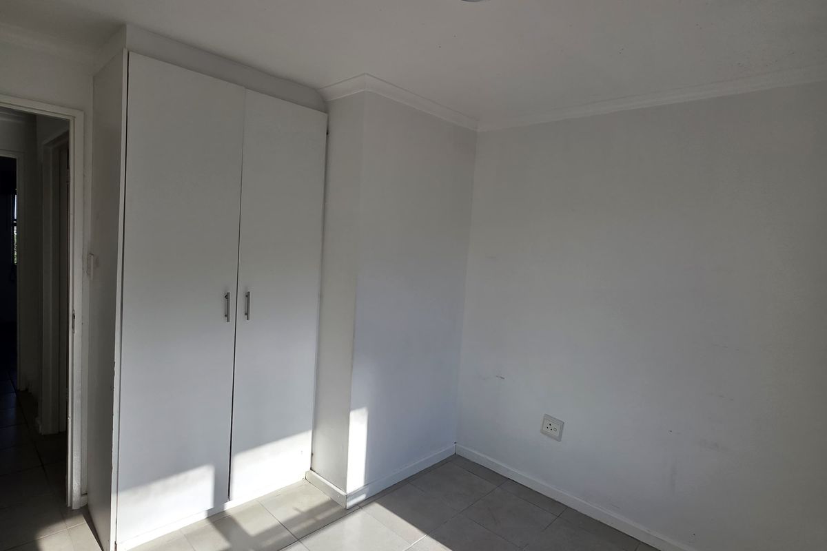 PAROW, 132 Monte Amiata - 2 Bedroom apartment with allocated parking bay for rent - Photo 5