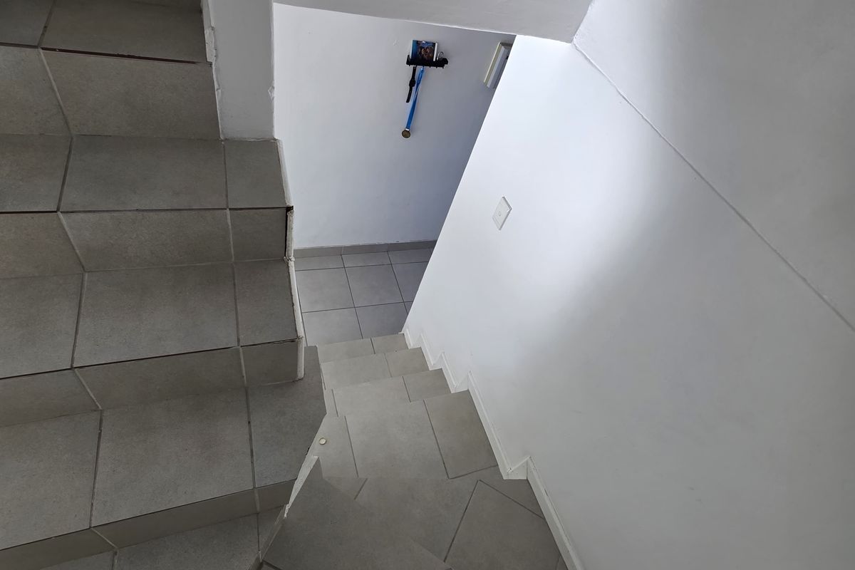 PAROW, 132 Monte Amiata - 2 Bedroom apartment with allocated parking bay for rent - Photo 3