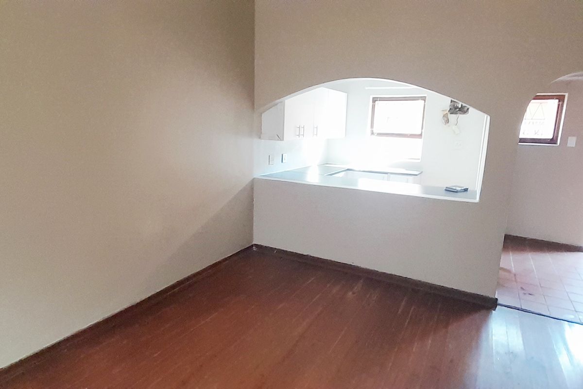 CENTRAL 1 BED 1 BATH APARTMENT FOR RENT - Photo 2