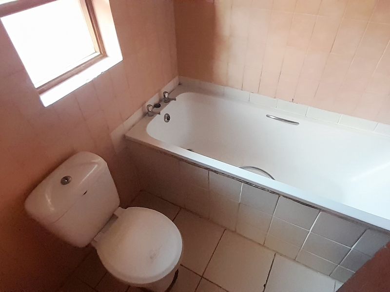 CENTRAL 1 BED 1 BATH APARTMENT FOR RENT - Photo 8