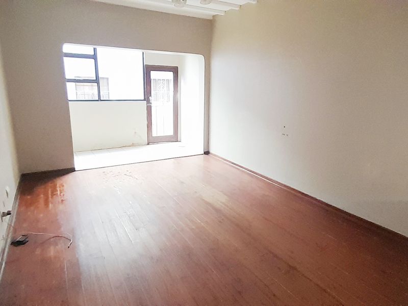 CENTRAL 1 BED 1 BATH APARTMENT FOR RENT - Photo 3
