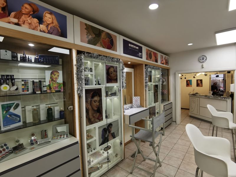 1487m2 High-Impact Business 4 Opportunity with Corlett Drive Frontage - Photo 8