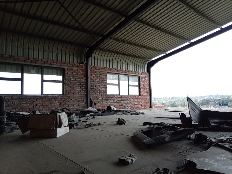 Discover a prime 5508m2 industrial yard for sale in Standerton - Photo 9