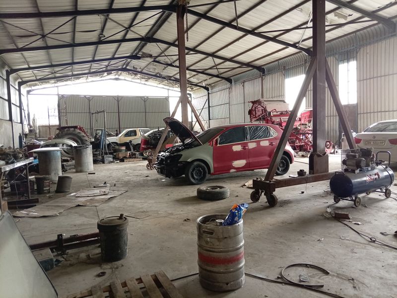 Spacious 5508m2 workshop for rent in Stanwest, Standerton—ideal for your business needs! - Photo 4