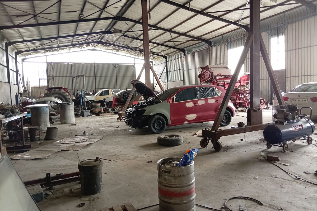 Spacious 5508m2 workshop for rent in Stanwest, Standerton—ideal for your business needs! - Photo 4