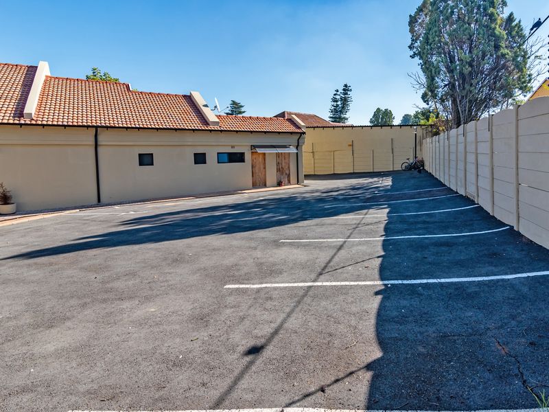 1487m2 Prime Louis Botha Avenue Property with Endless Potential - Photo 2