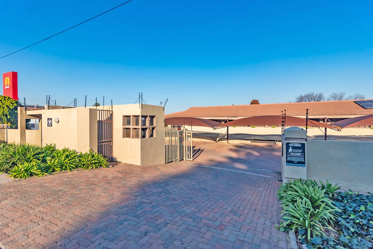 PRIME OFFICE SPACE FOR SALE – LYNDHURST 123m2 - Photo 2