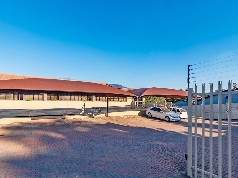 PRIME OFFICE SPACE FOR SALE – LYNDHURST 123m2 - Photo 5