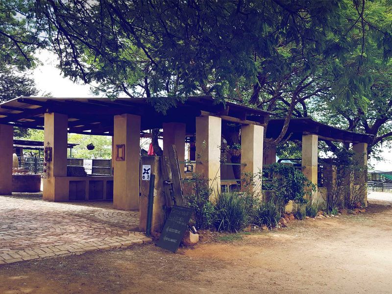 Stunning 13,000m2 hotel for sale in Nooitgedacht, Krugersdorp - a prime investment opportunity awai - Photo 9