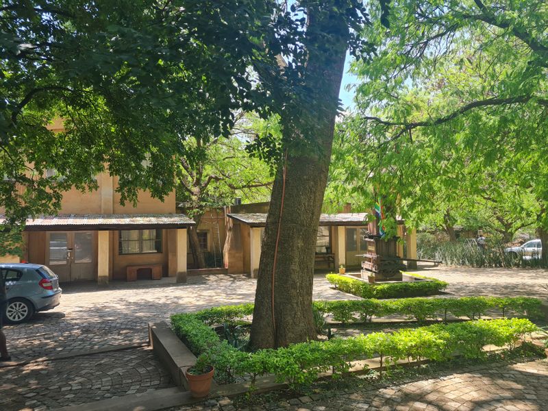 Stunning 13,000m2 hotel for sale in Nooitgedacht, Krugersdorp - a prime investment opportunity awai - Photo 8