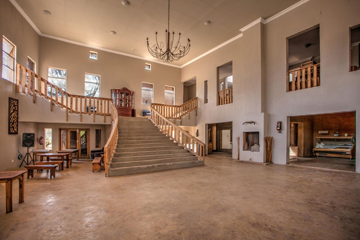 Stunning 13,000m2 hotel for sale in Nooitgedacht, Krugersdorp - a prime investment opportunity awai - Photo 4