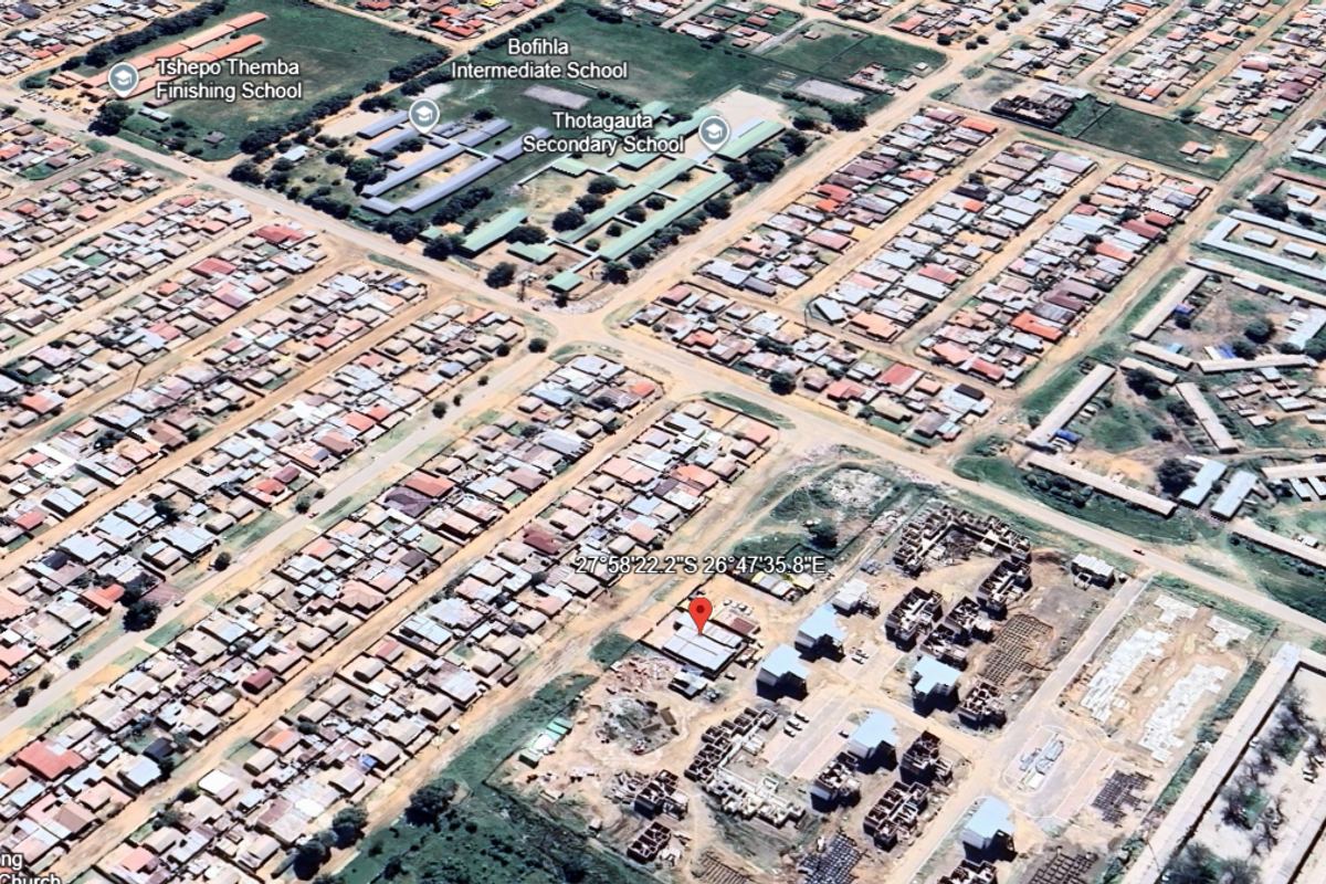 Deceased Estate - Funeral Services + House - Photo 2