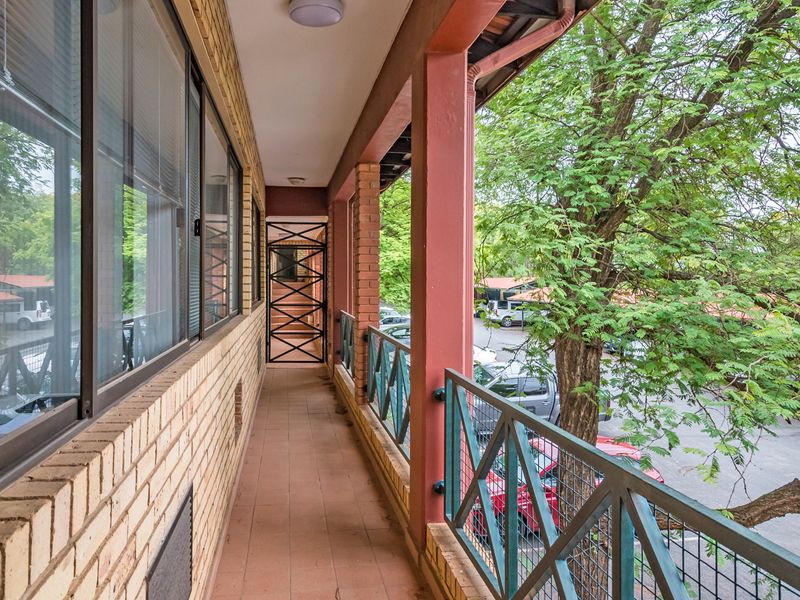 PRIME COMMERCIAL OFFICE - 87m2. CORPORATE DISPOSAL. - Photo 7