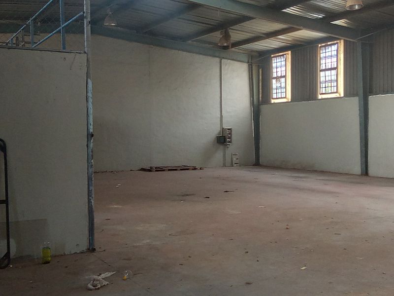 Industrial Site with workplaces - Photo 9