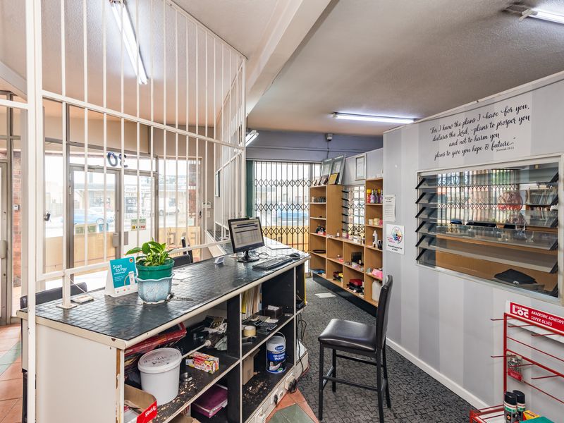 PRIME FREESTANDING INDUSTRIAL WAREHOUSE WITH HIGH VISABILTY FRONTAGE - Photo 9