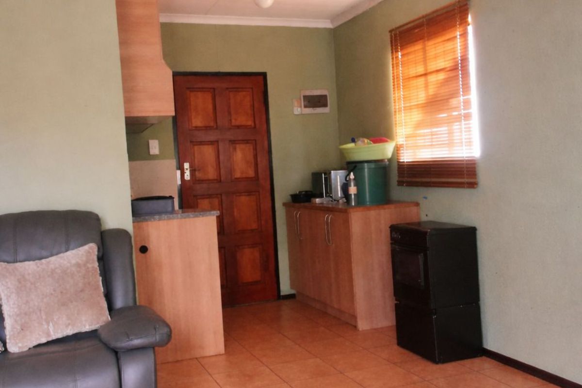 Two Bedroom for sale in Ext 27 - Photo 3