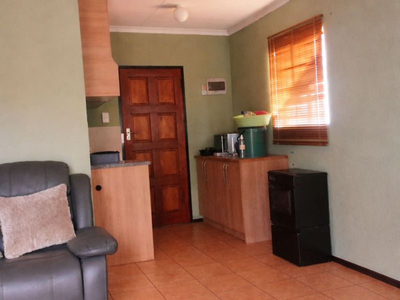 Two Bedroom for sale in Ext 27 - Photo 3