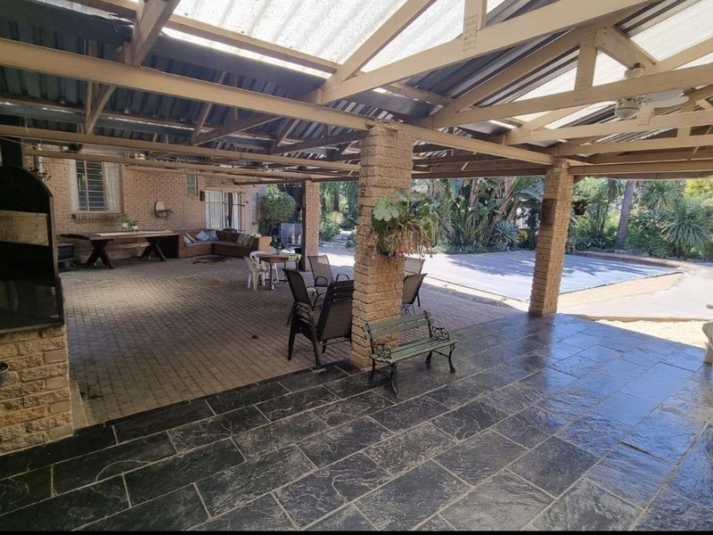 Opportunity of a lifetime! - Photo 10