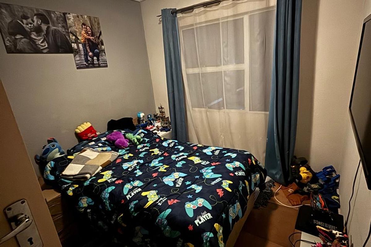 Neat 2 Bedroom 2 Bathroom for Rent - Photo 2