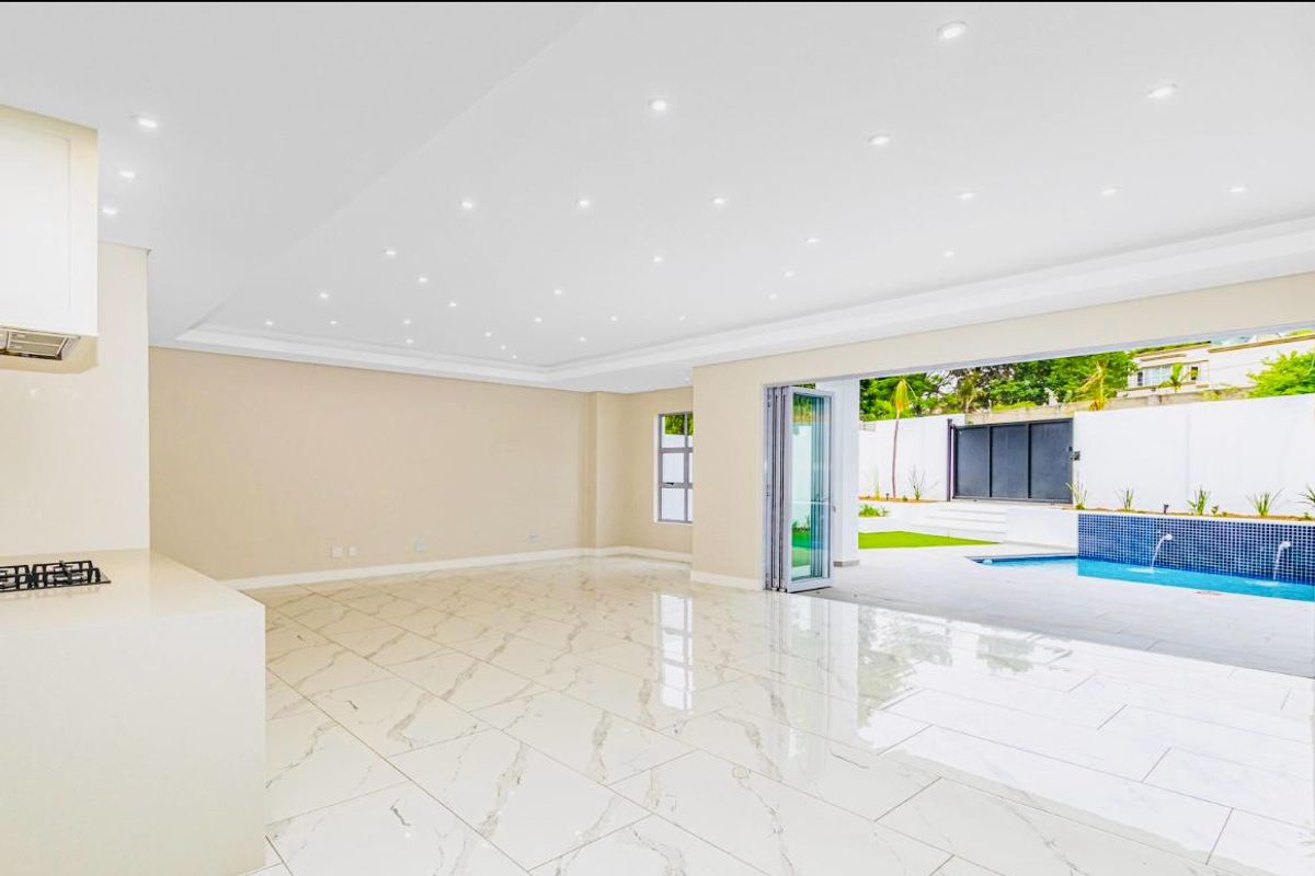 Immaculate 4 Bed En-suite Secure Home for rent in River Club - Photo 5